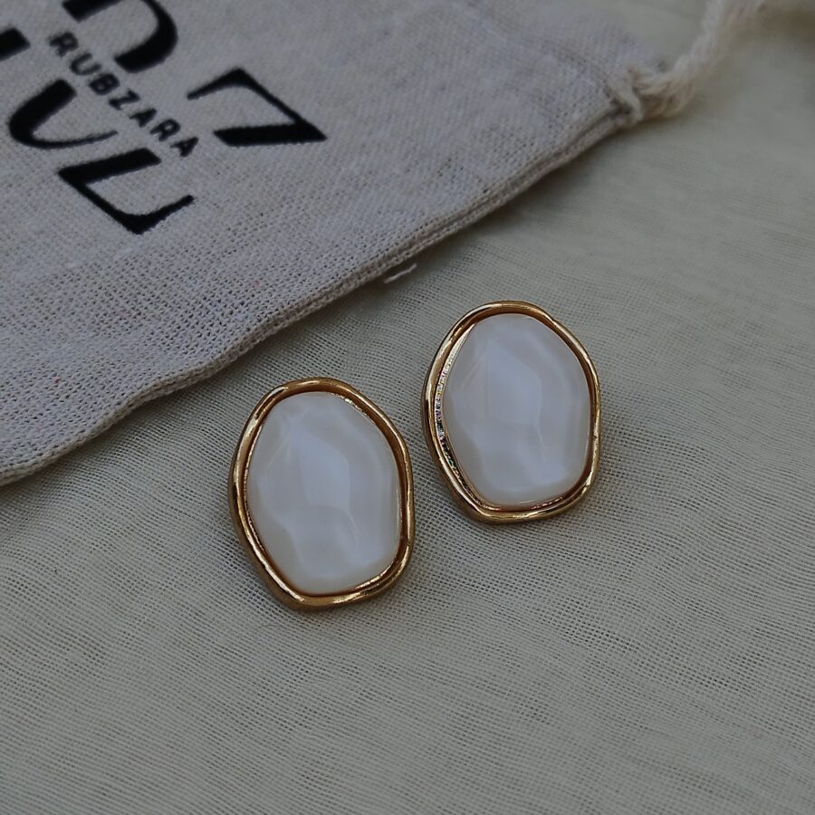 vintage moonstone earlock